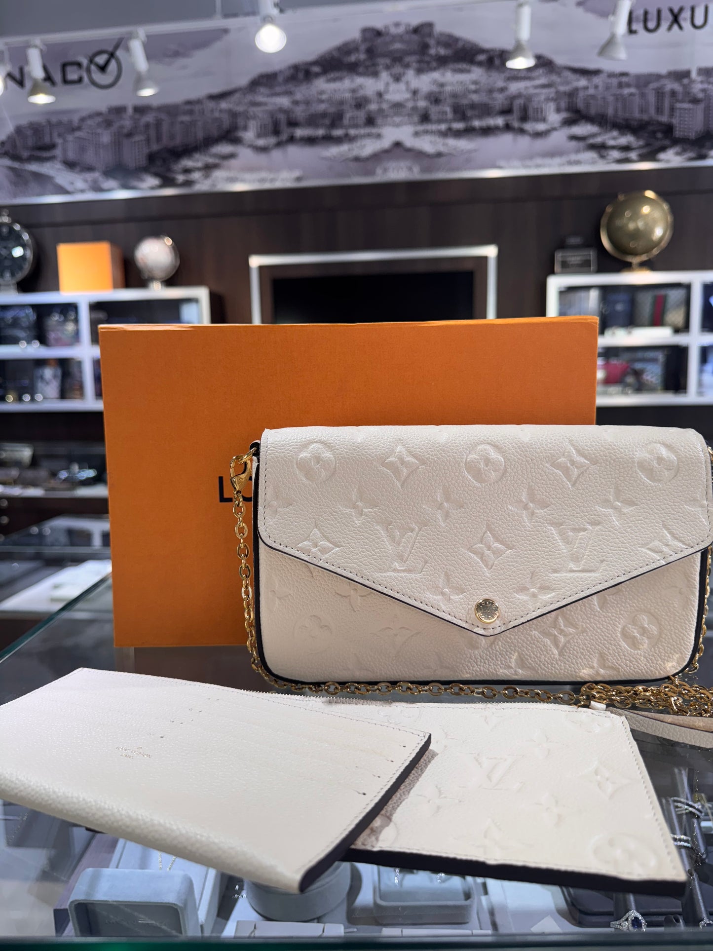 Louis Vuitton Empreinte Felicie Pochette Beige