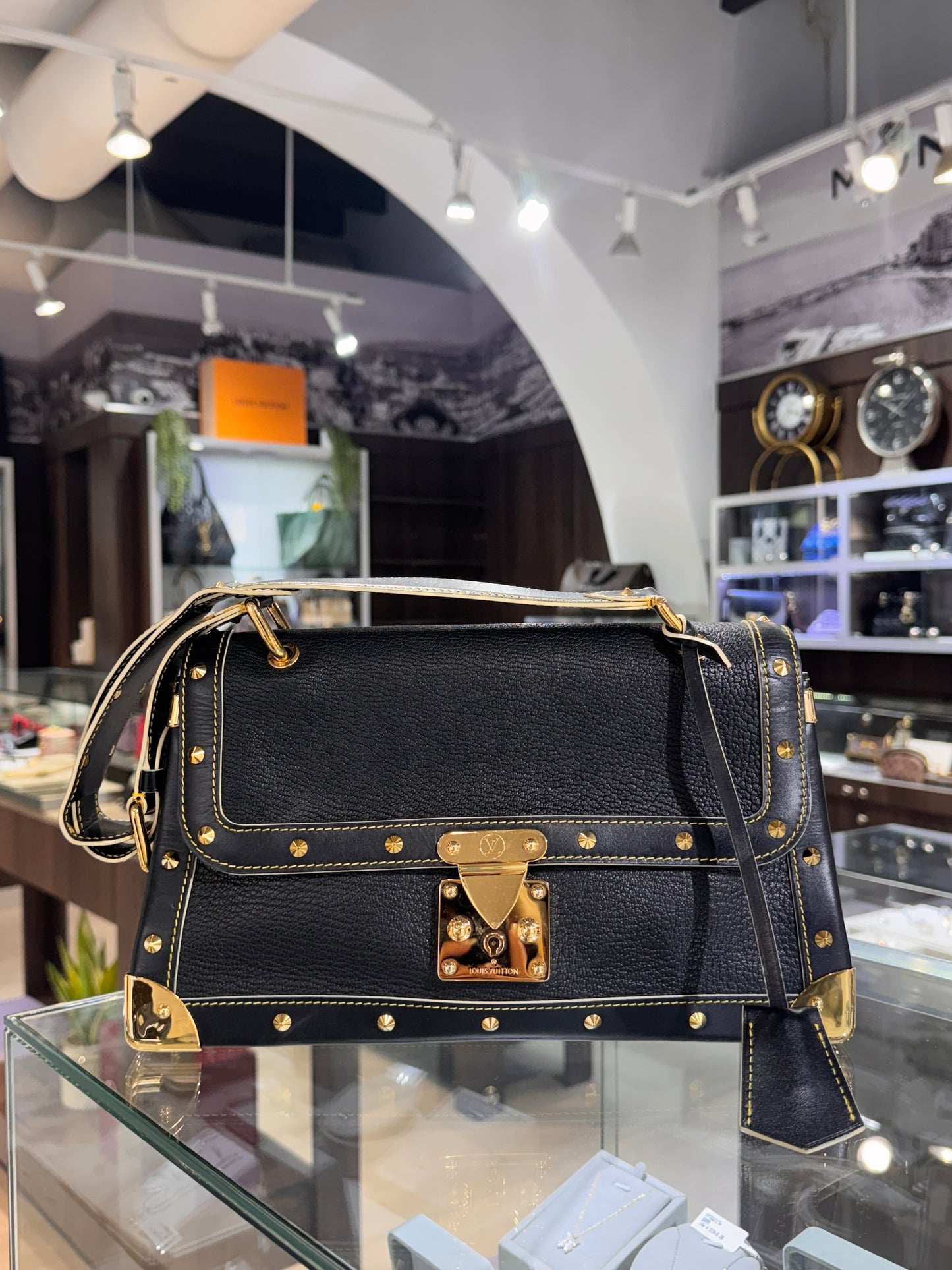 Vintage Louis Vuitton Suhali Le Talentueux