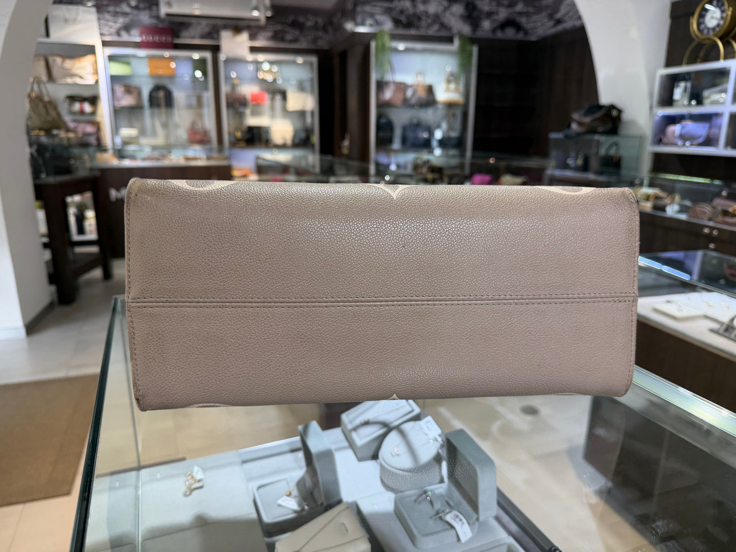 Louis Vuitton Bicolor OnTheGo MM