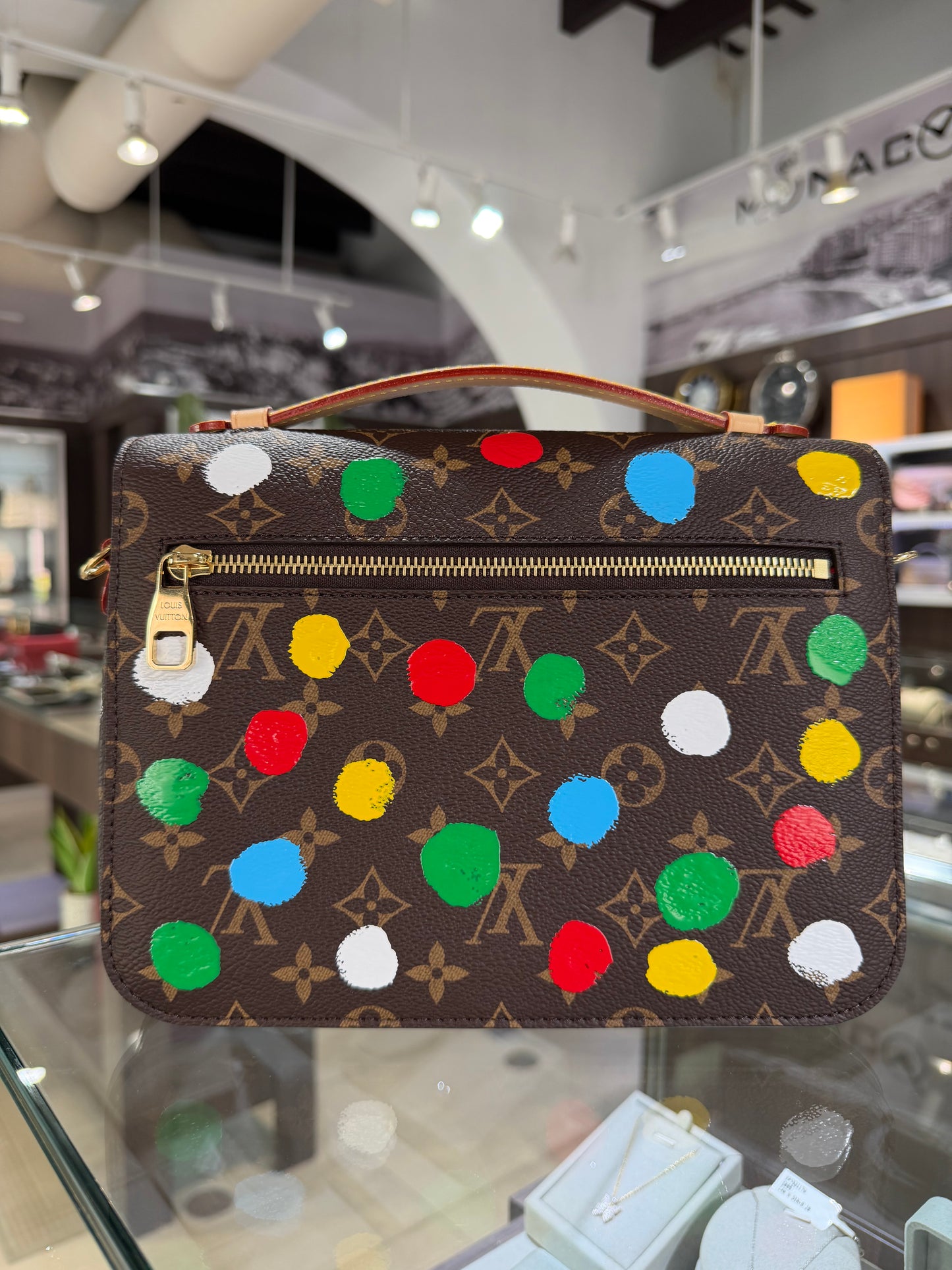 Limited Edition Louis Vuitton X Yayoi Kusama Pochette Mètis