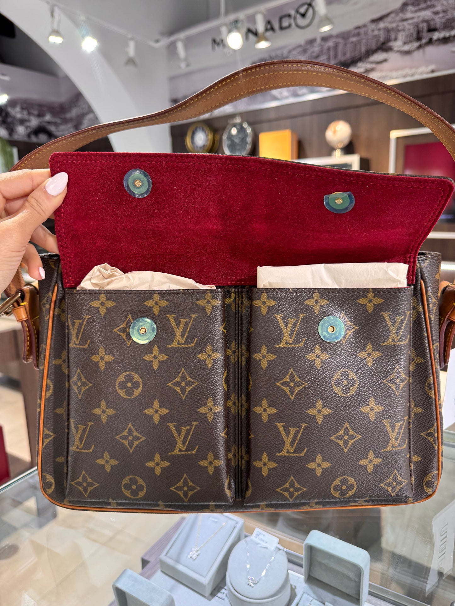 Louis Vuitton Monogram Viva Cite GM