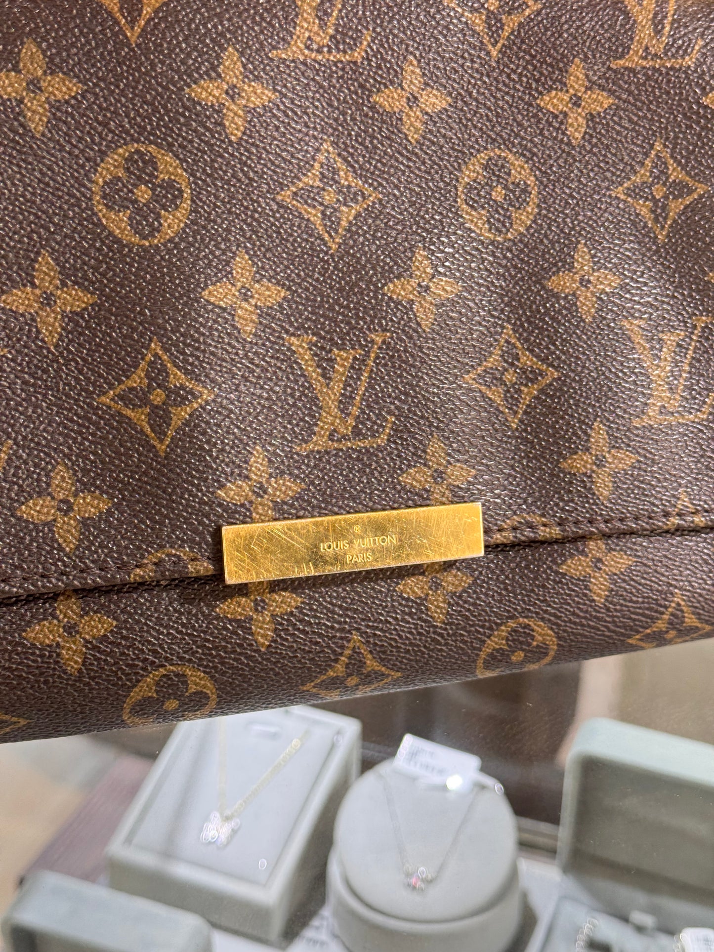 Louis Vuitton Monogram Favorite MM