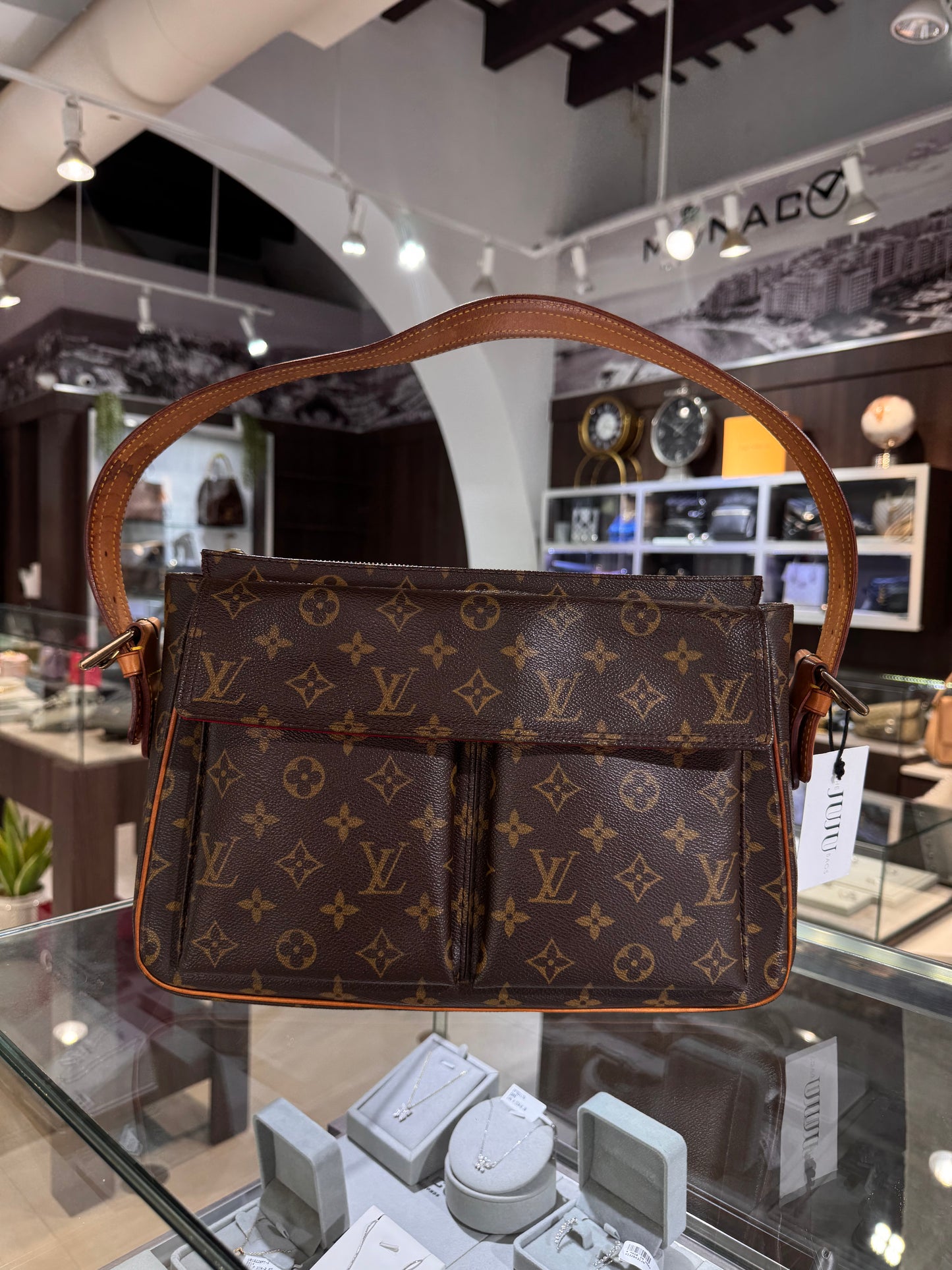 Louis Vuitton Monogram Viva Cite GM