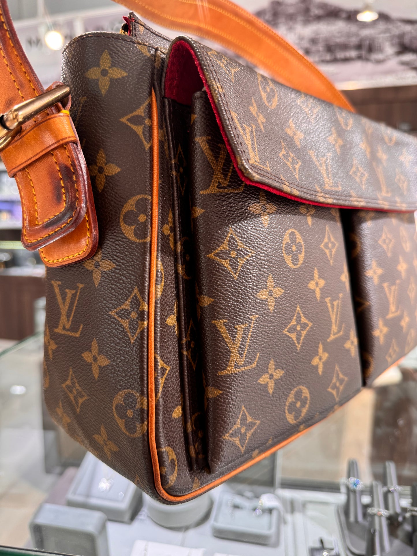 Louis Vuitton Monogram Viva Cite GM