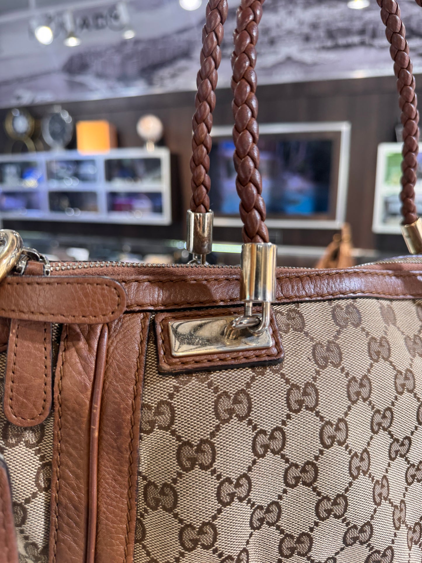 PreOwned Gucci GG Canvas Bella Tote