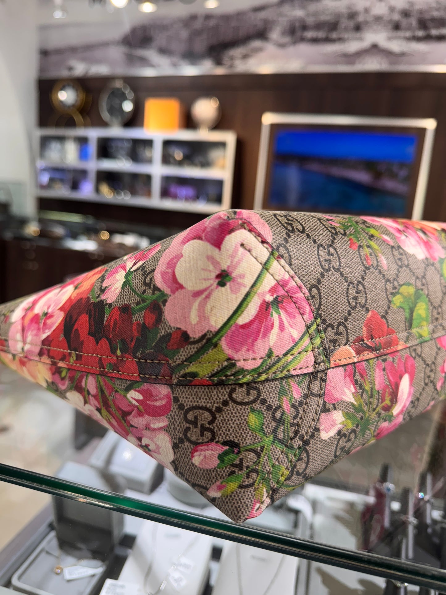 Gucci Blooms GG Supreme Tote