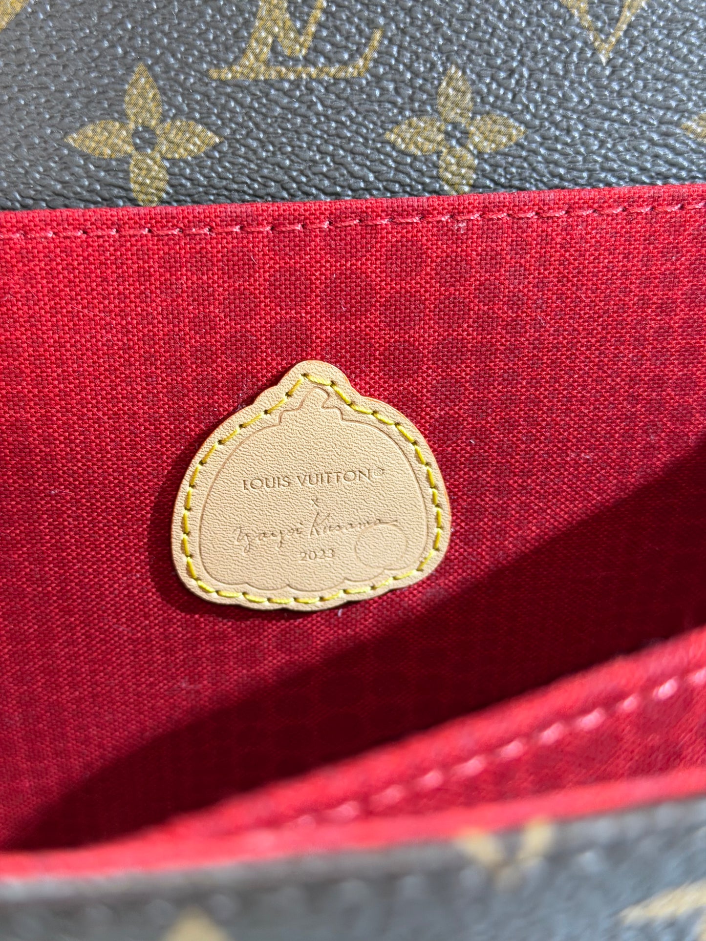 Limited Edition Louis Vuitton X Yayoi Kusama Pochette Mètis