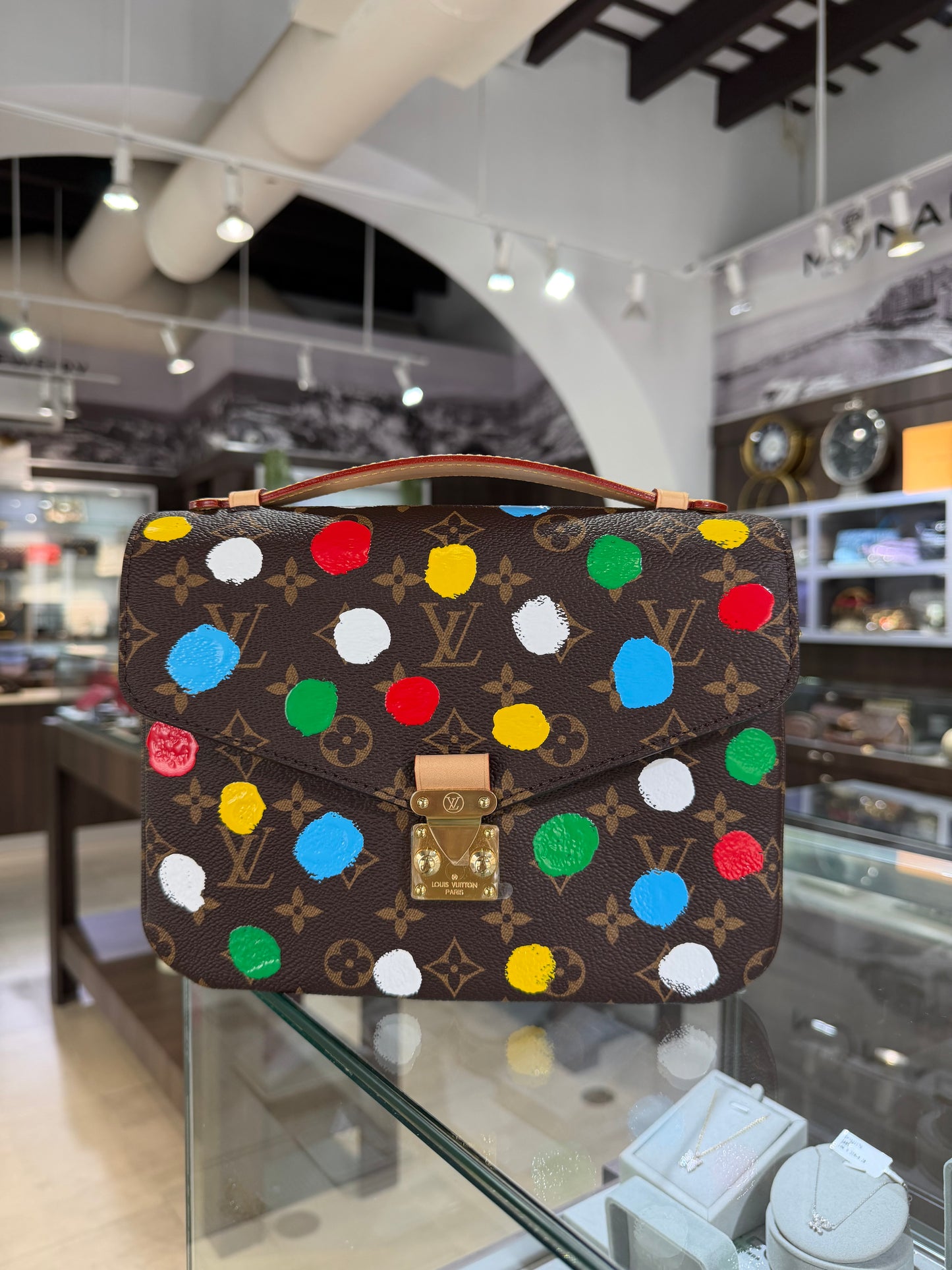 Limited Edition Louis Vuitton X Yayoi Kusama Pochette Mètis