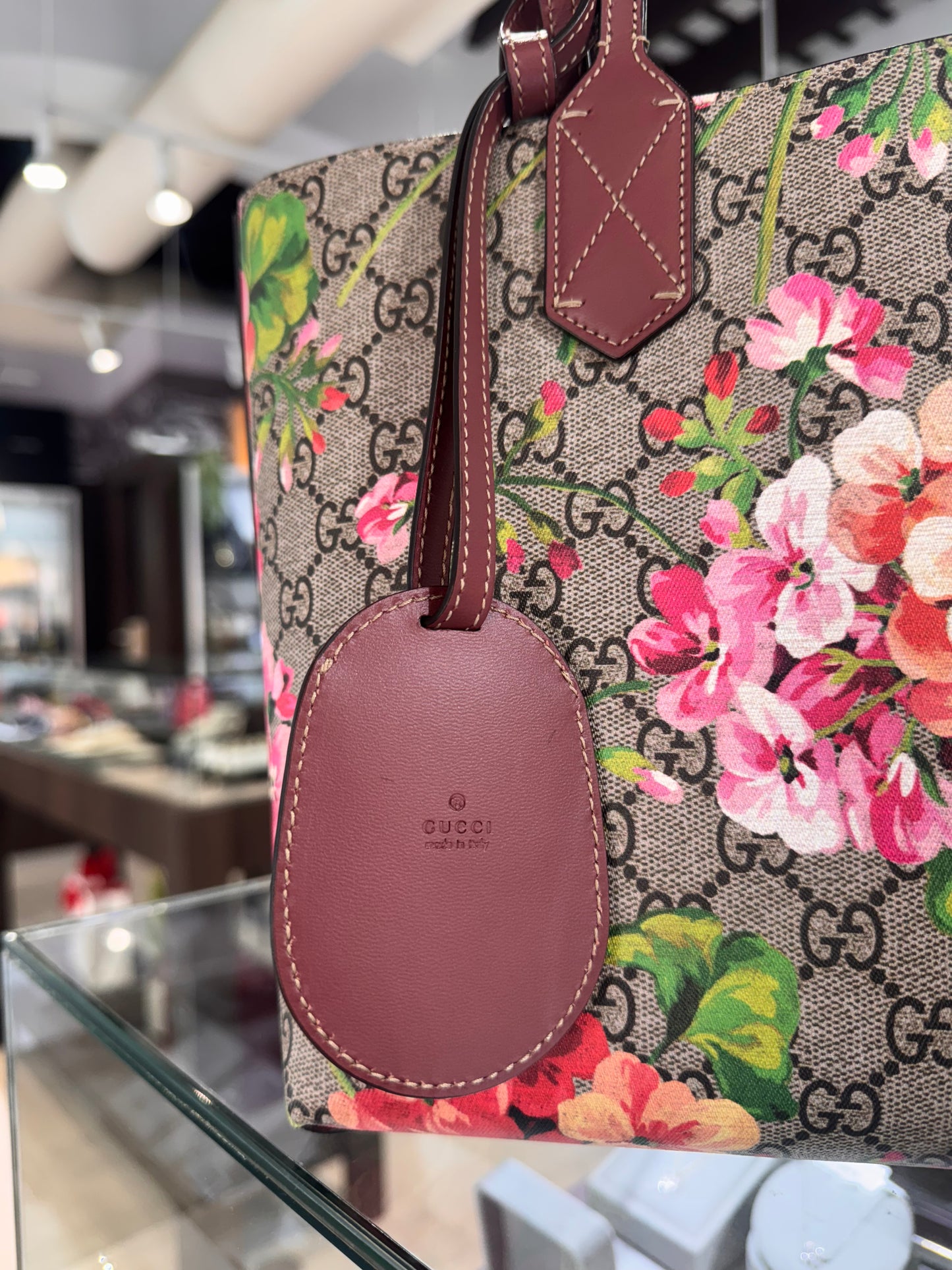 Gucci Blooms GG Supreme Tote
