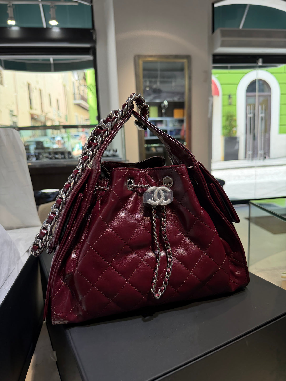 Unworn CC Small 25 Hobo Dark Burgundy Shiny Aged Crumpled Calfskin Silver Hardware