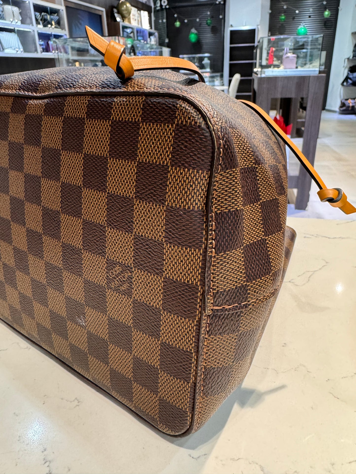 Louis Vuitton Damier Ebene Neonoe MM Safran