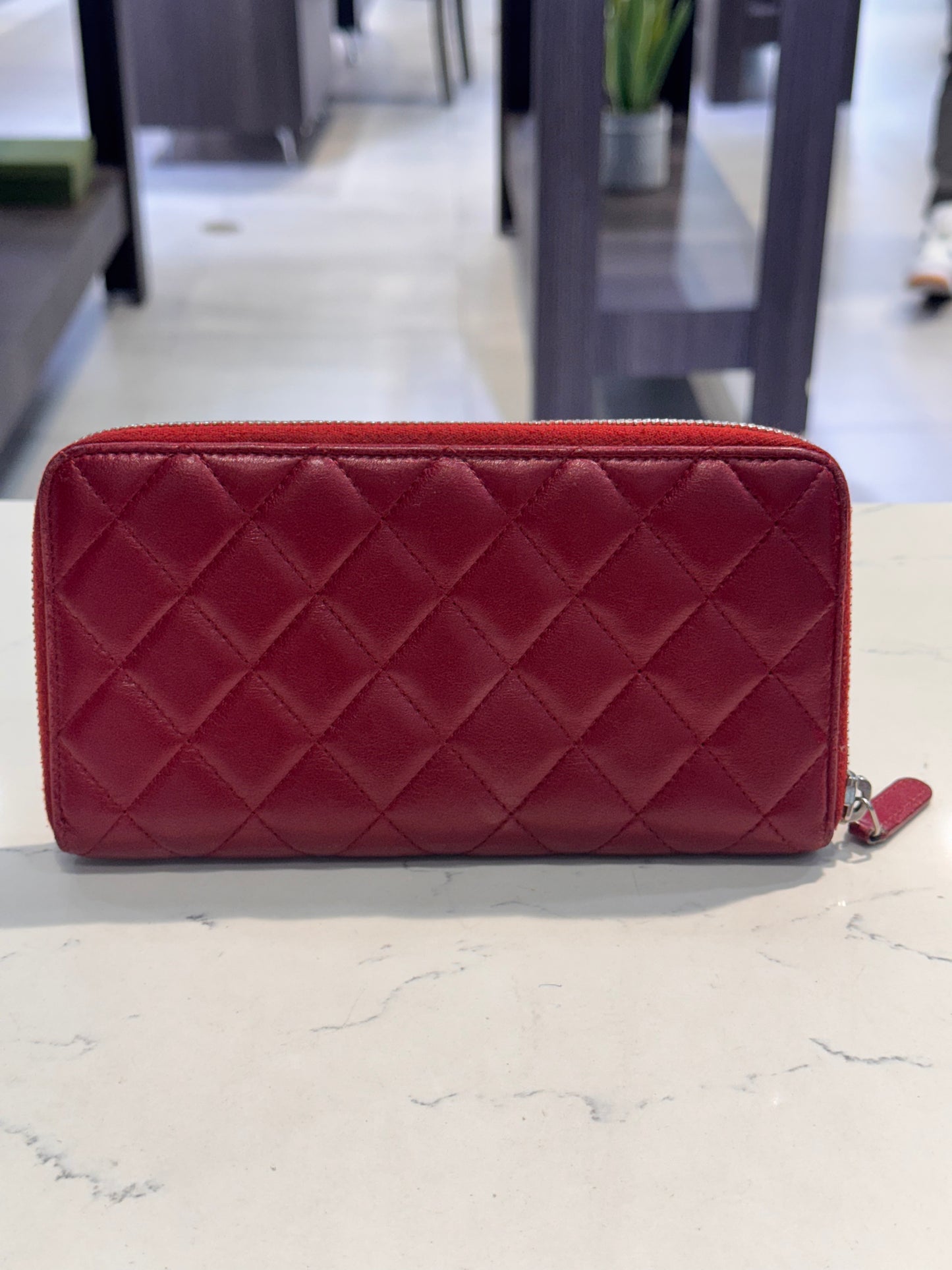 Pre-Owned Chanel Classic Long Wallet