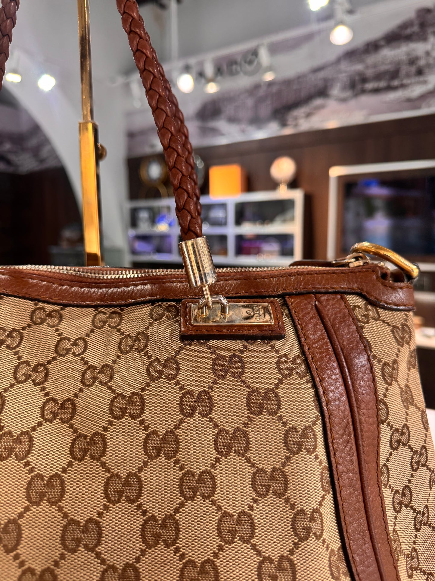 PreOwned Gucci GG Canvas Bella Tote