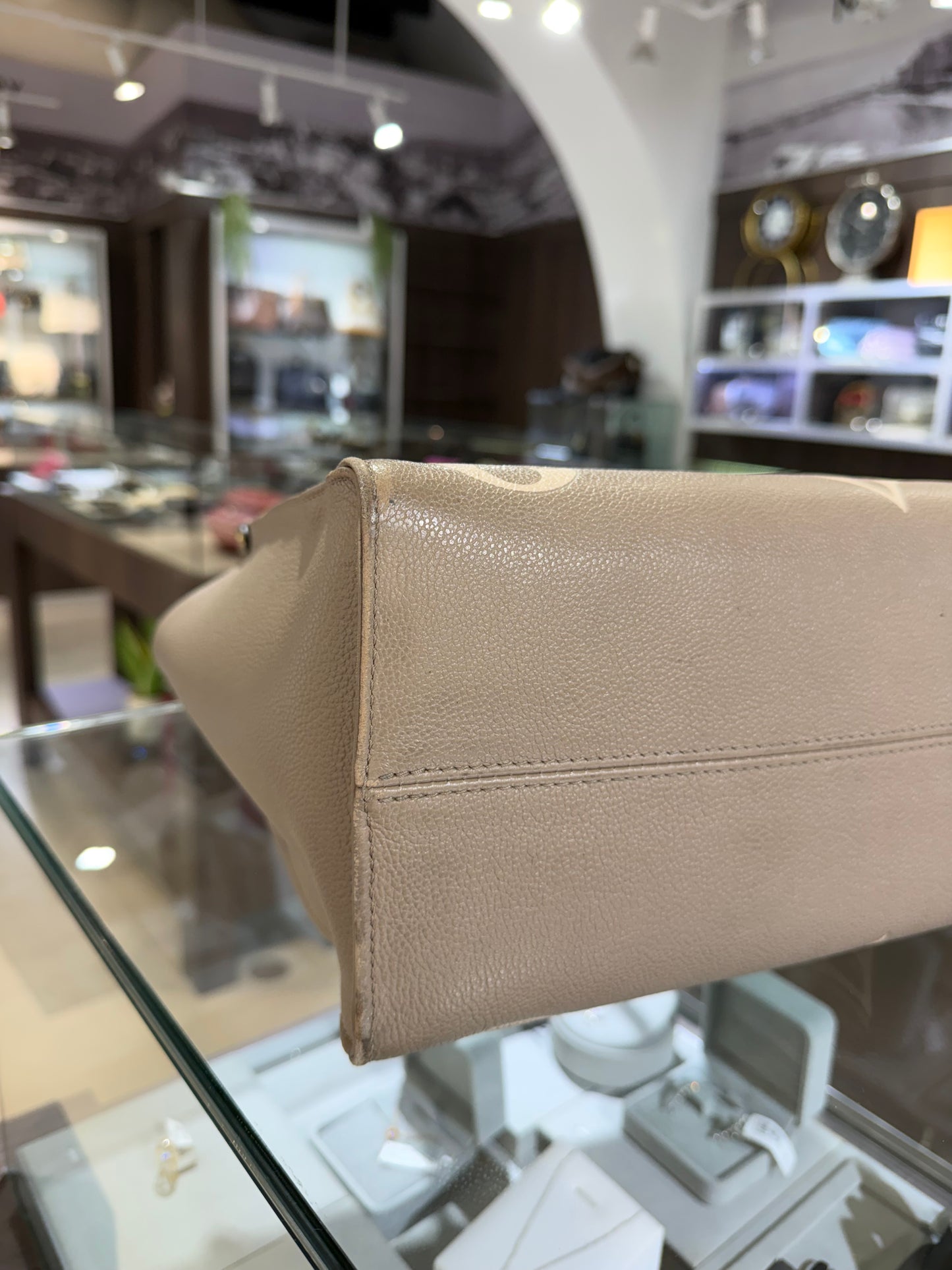 Louis Vuitton Bicolor OnTheGo MM