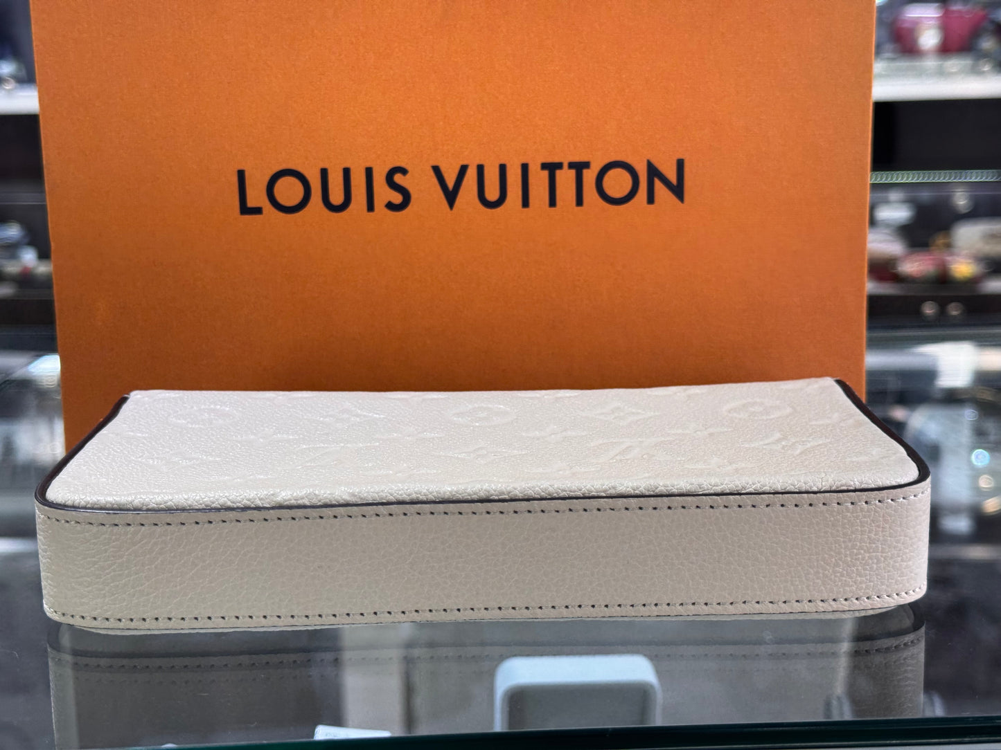 Louis Vuitton Empreinte Felicie Pochette Beige