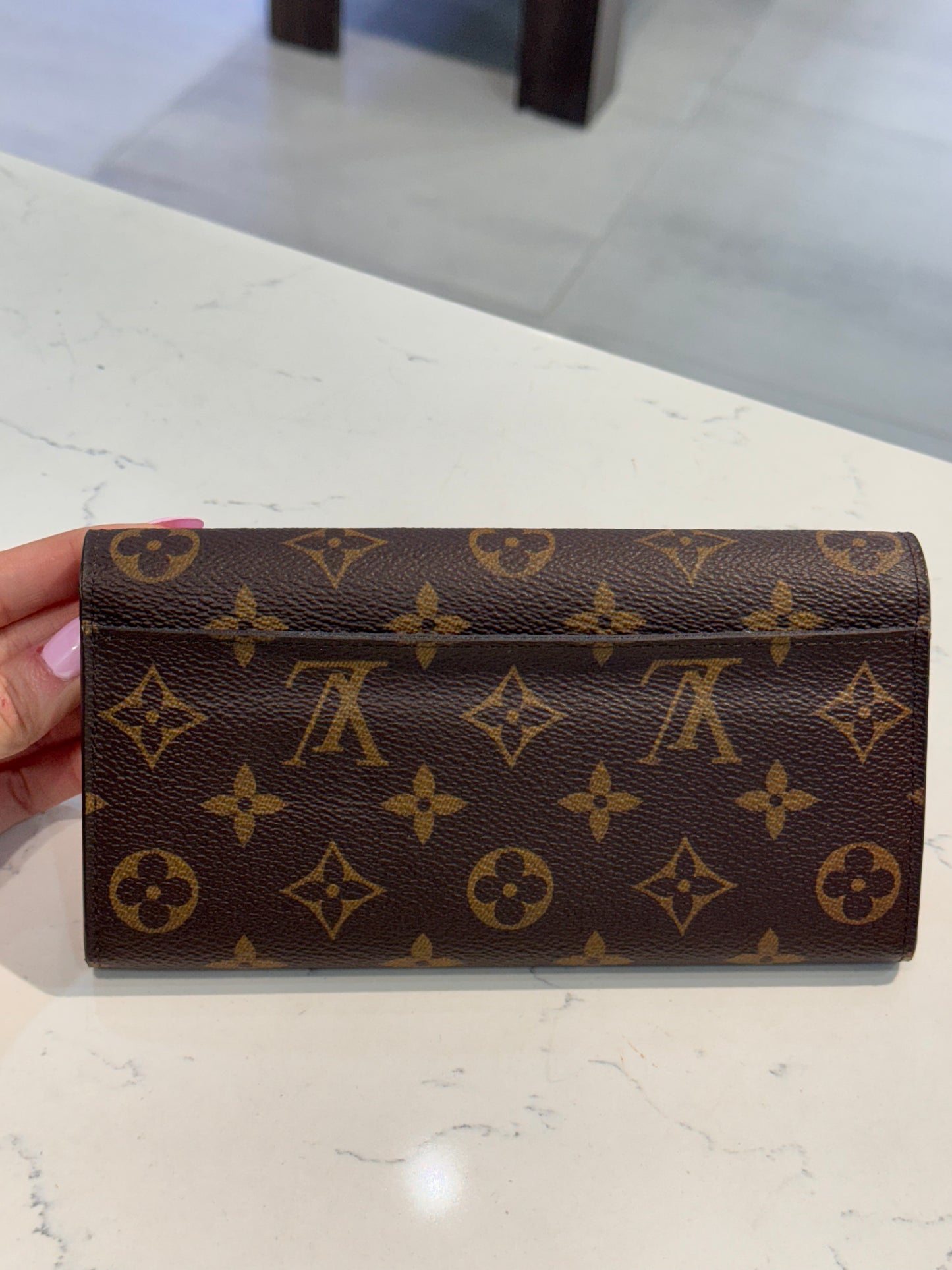 Louis Vuitton Monogram Sarah Wallet