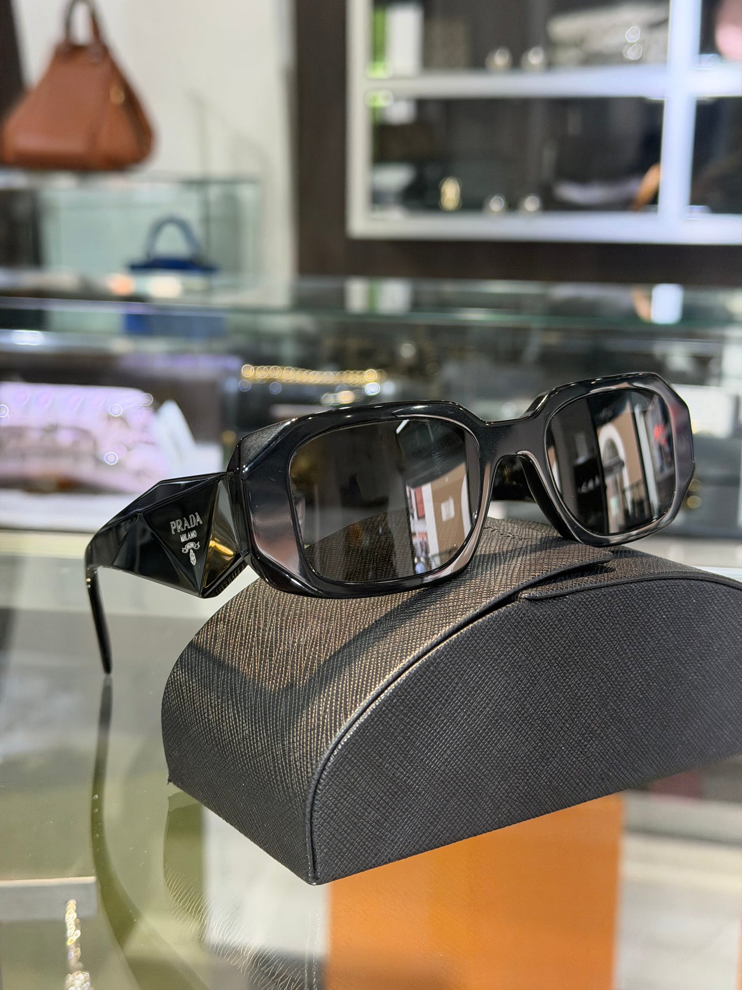 Pre-Owned Prada Acetate Symbole Sunglasses SPR 17W Black