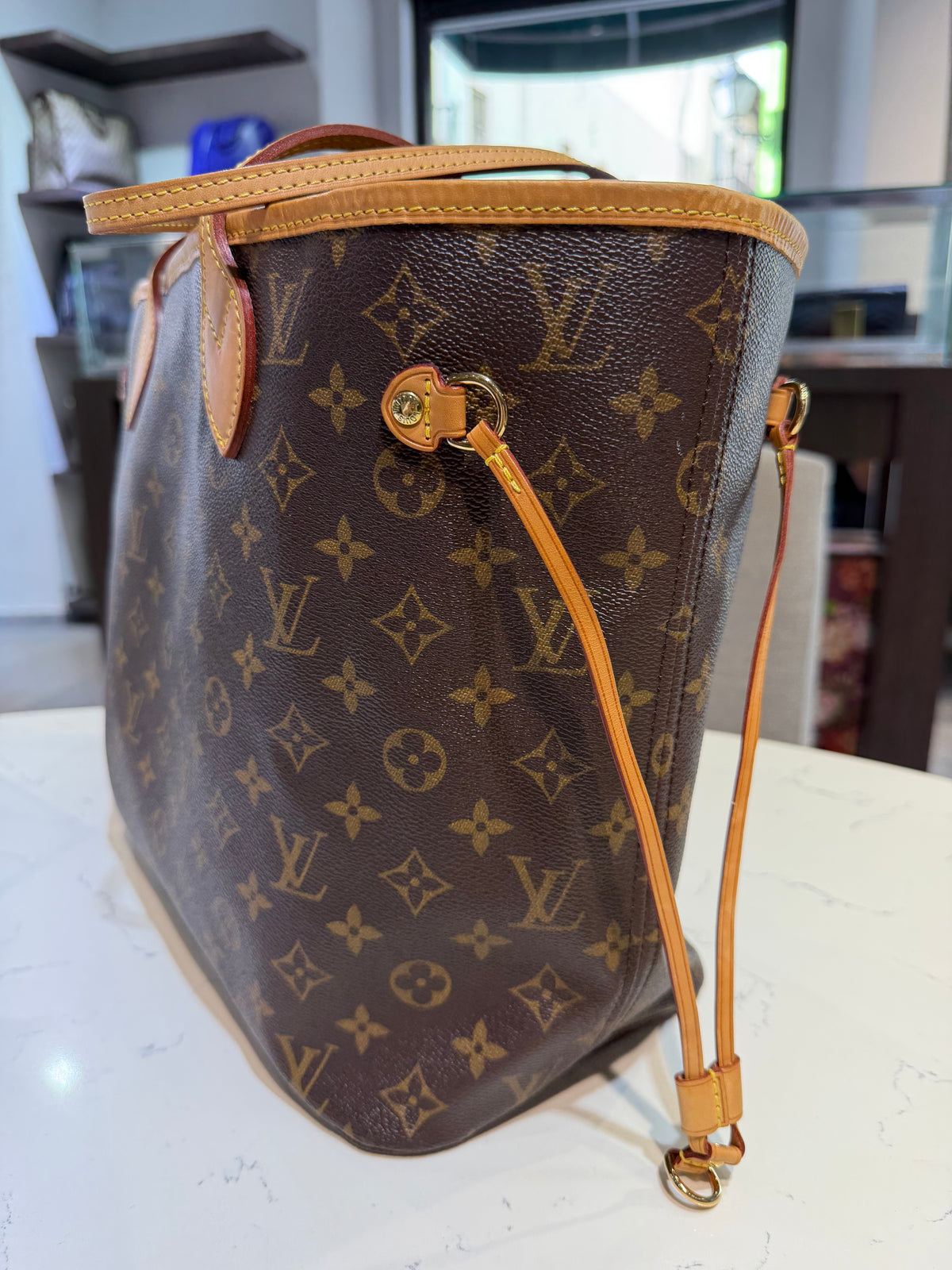 Pre-Owned LV Monogram Neverfull MM