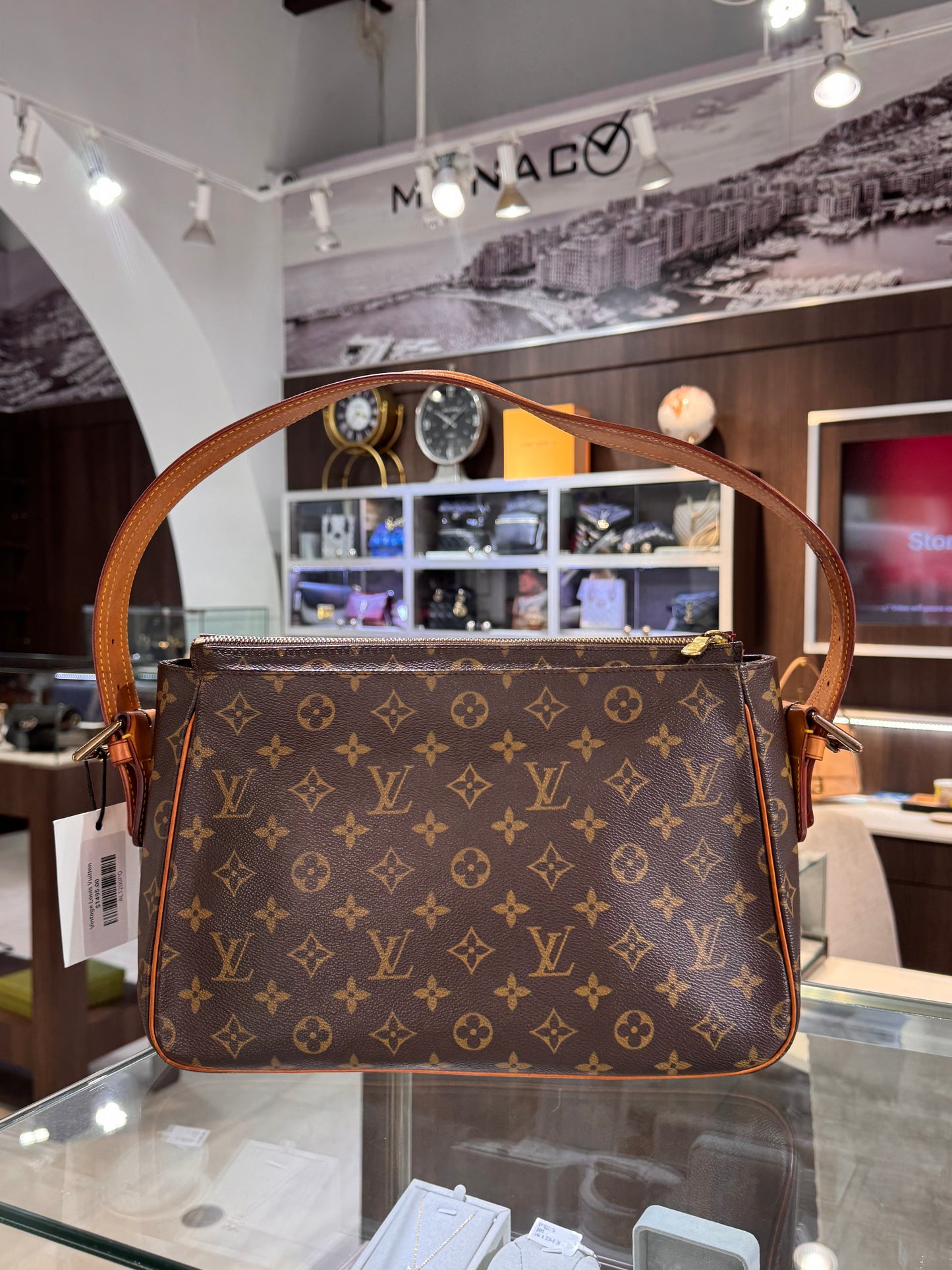 Louis Vuitton Monogram Viva Cite GM
