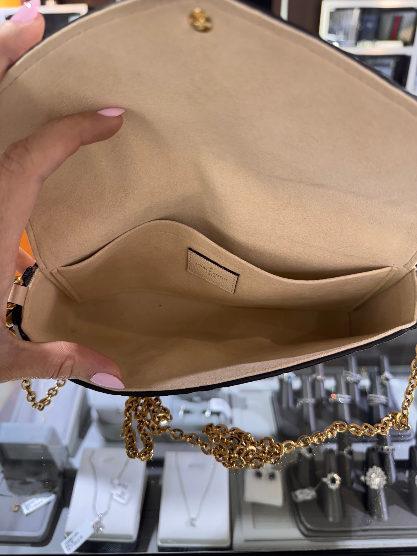 Louis Vuitton Empreinte Felicie Pochette Beige