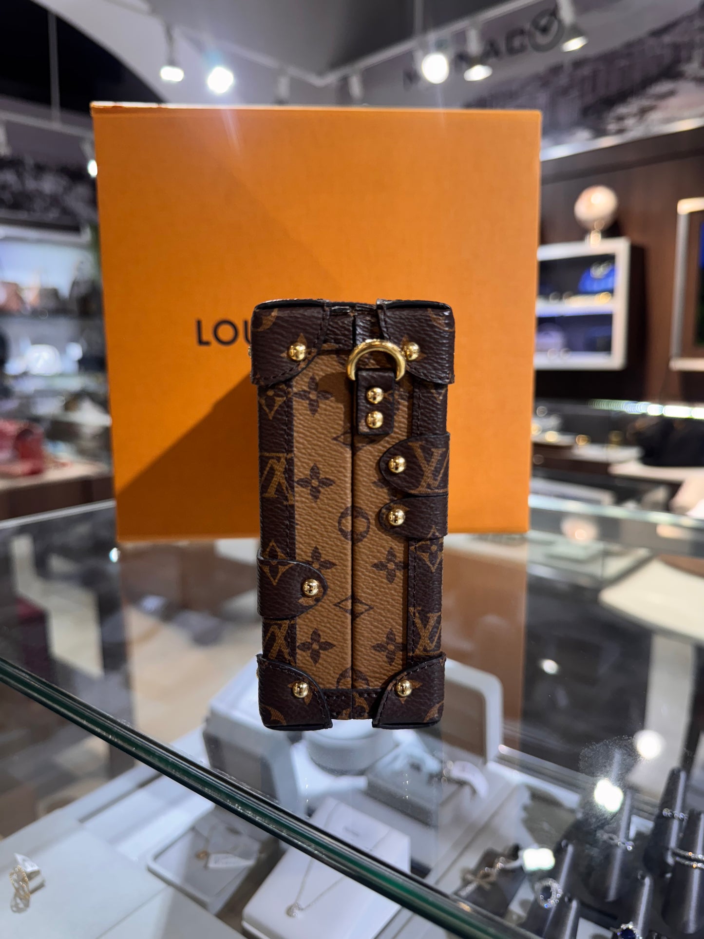 Louis Vuitton Reverse Monogram Petite Malle
