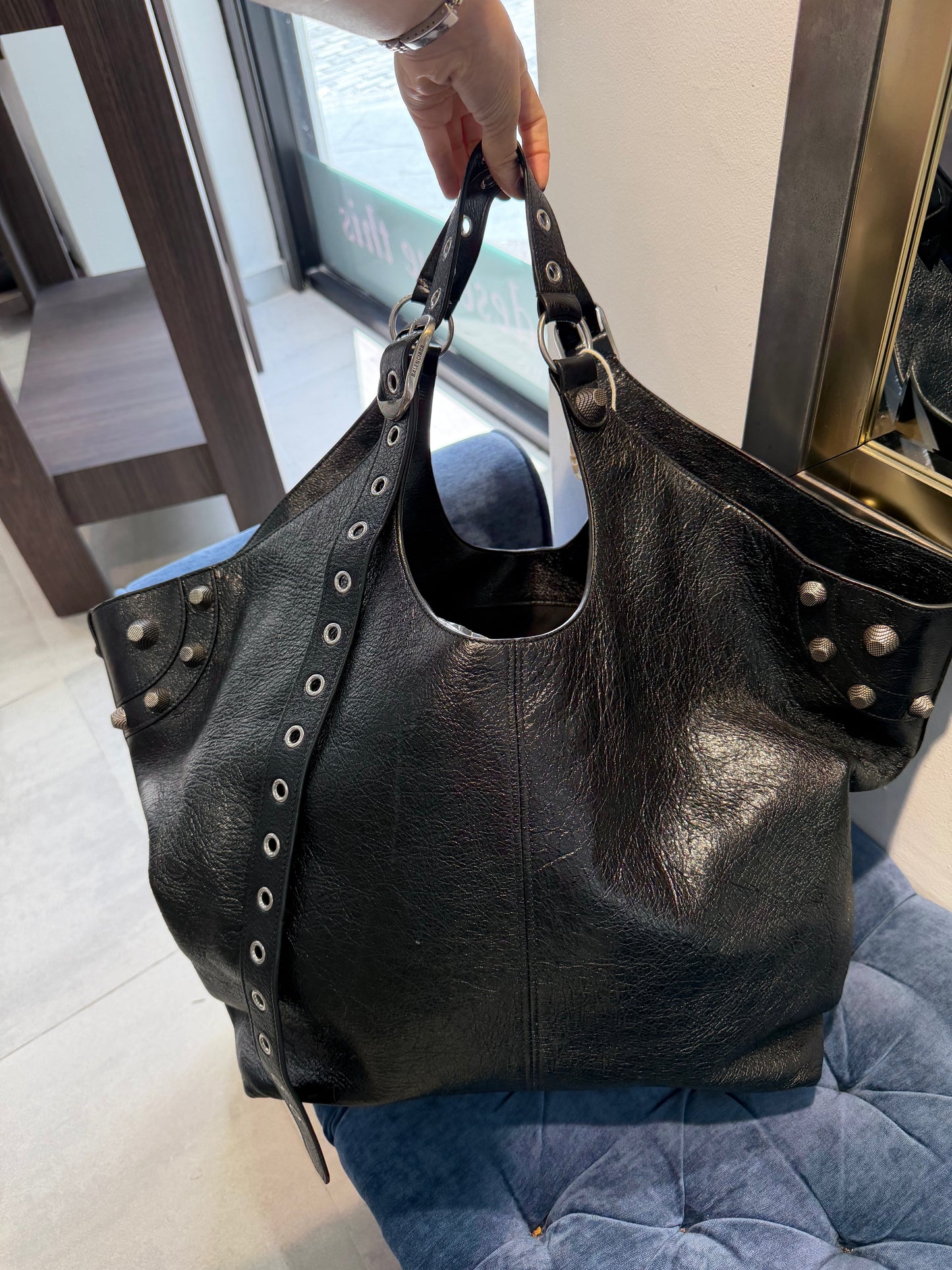 Pre-Owned Balenciaga Large Cagole Carry All Bag Black