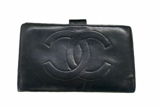 Vintage Chanel Bifold Wallet Lambskin