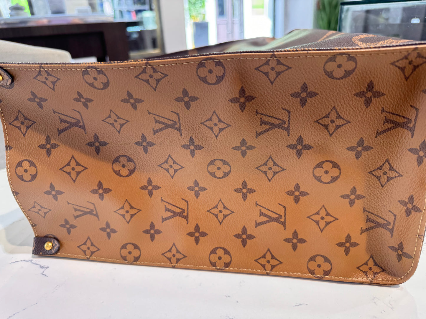 Louis Vuitton OnTheGo GM Reverse Monogram