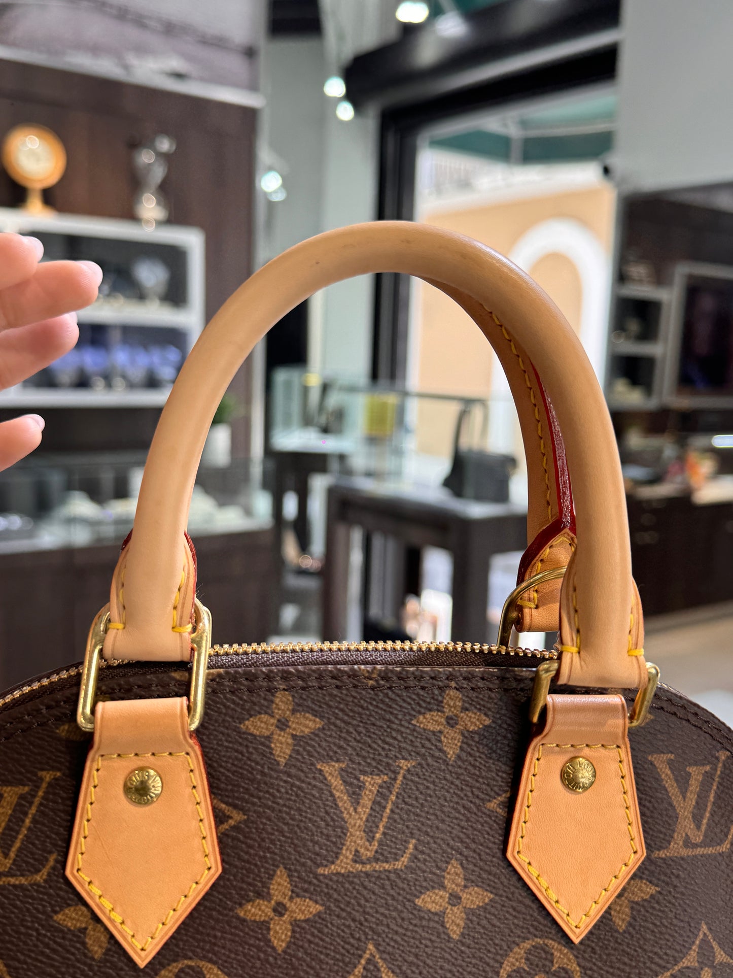 Louis Vuitton Alma BB Monogram