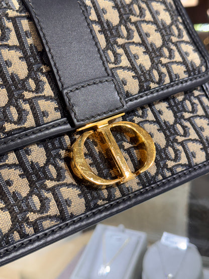 Christian Dior 30 Montaigne Blue Dior Oblique Bag
