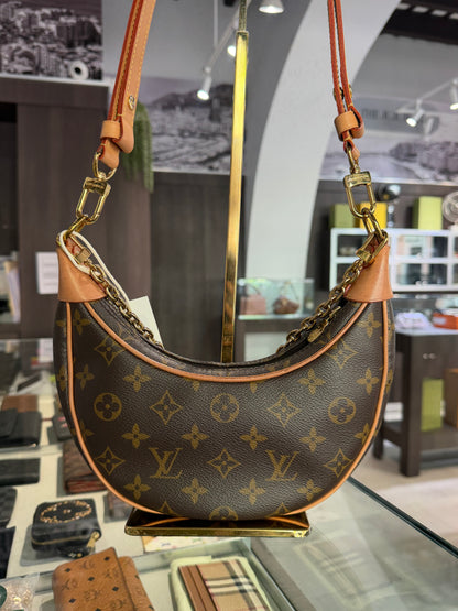 Pre-Owned Louis Vuitton Monogram Loop