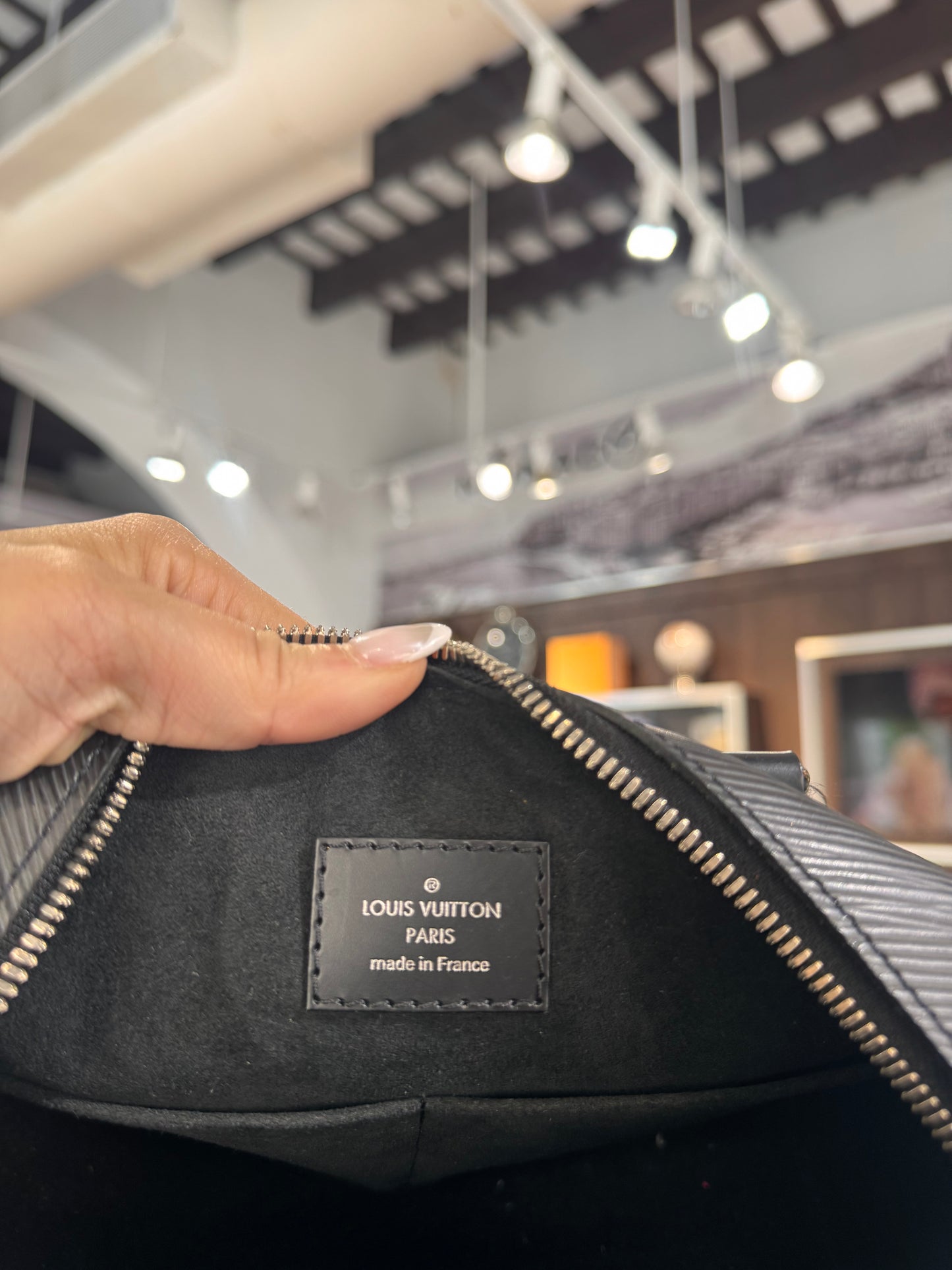 Louis Vuitton Epi Speedy Bandouliere 25