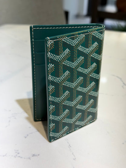 Pre-Owned Goyardine Saint Pierre Green Card Holder