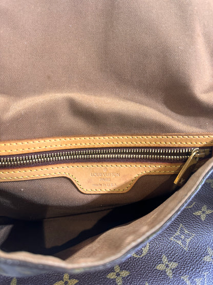 Louis Vuitton Monogram Looping