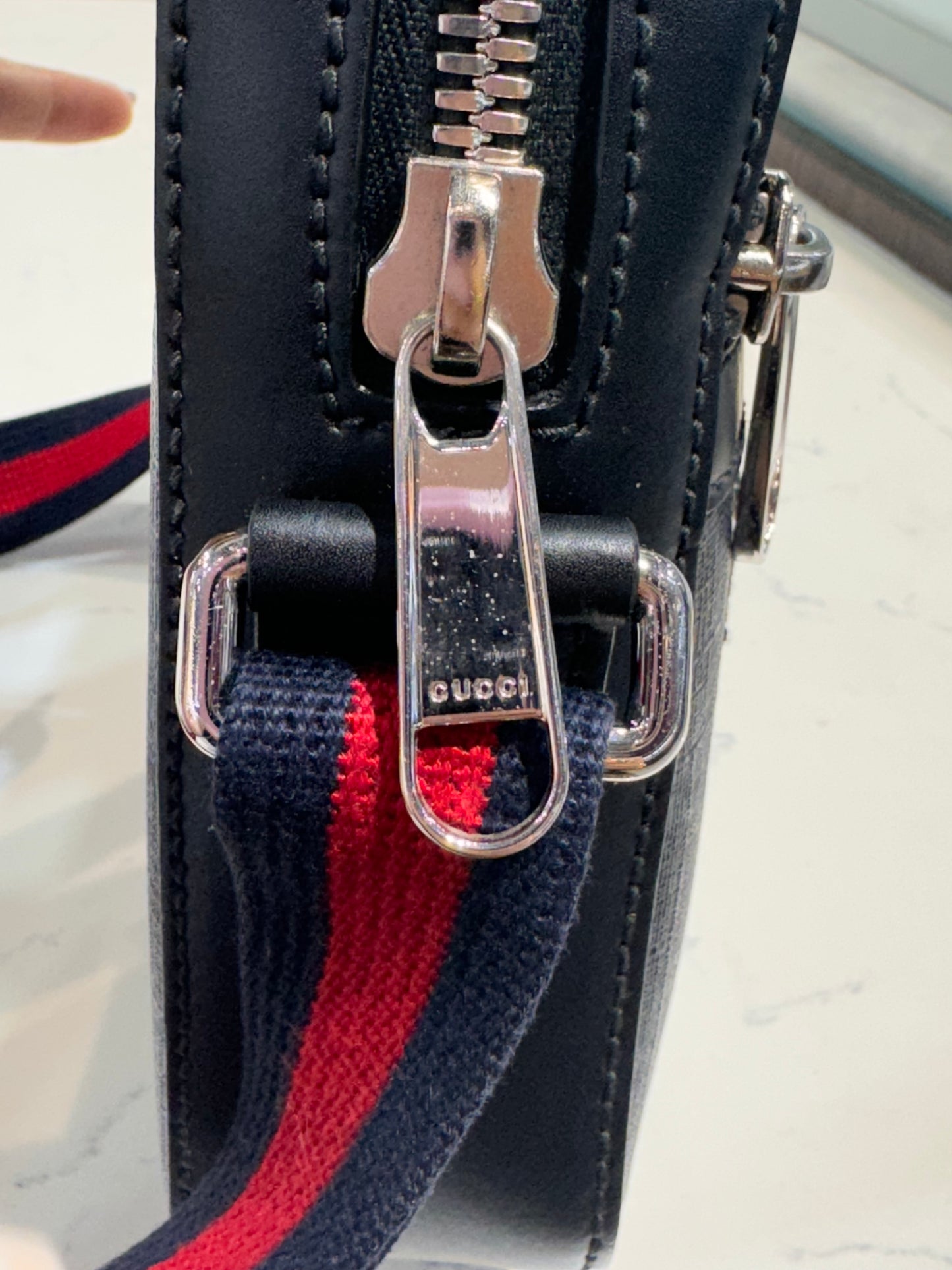 Gucci GG Supreme Mini Crossbody