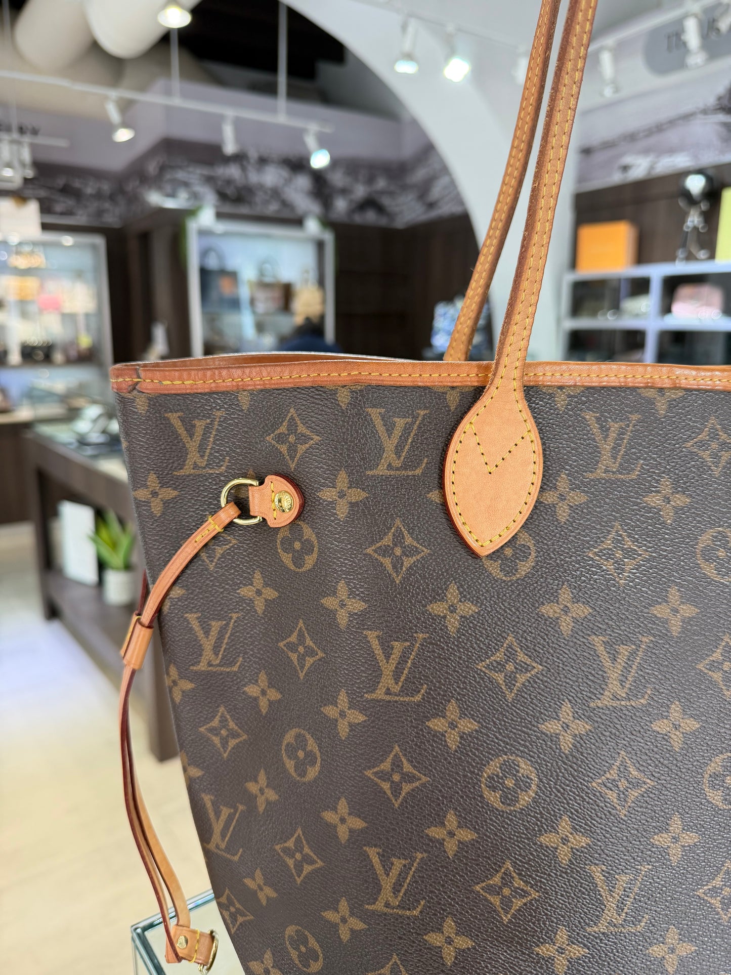 Pre-Owned LV Monogram Neverfull MM Pivoine Pink