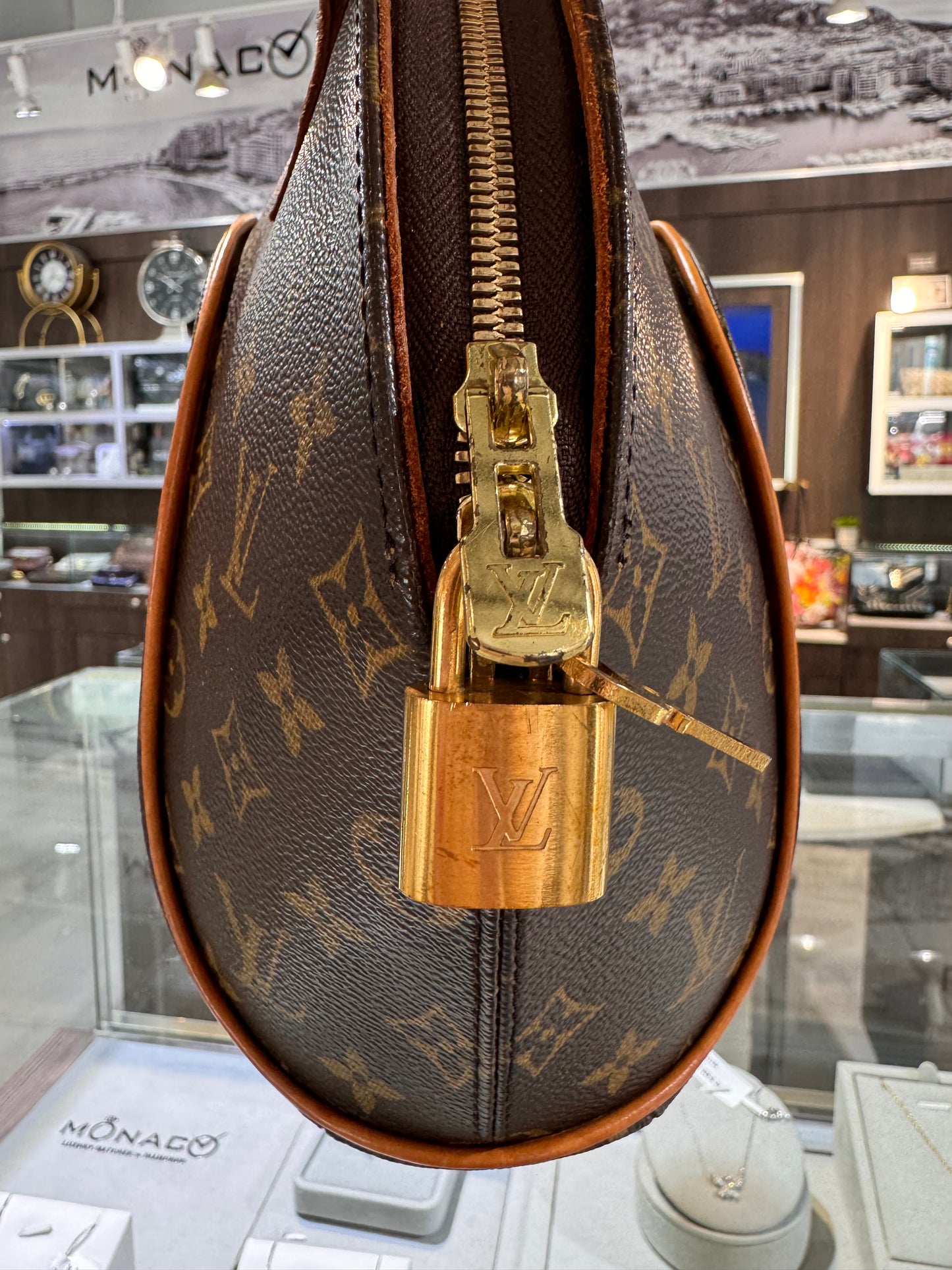 Louis Vuitton Ellipse PM Monogram