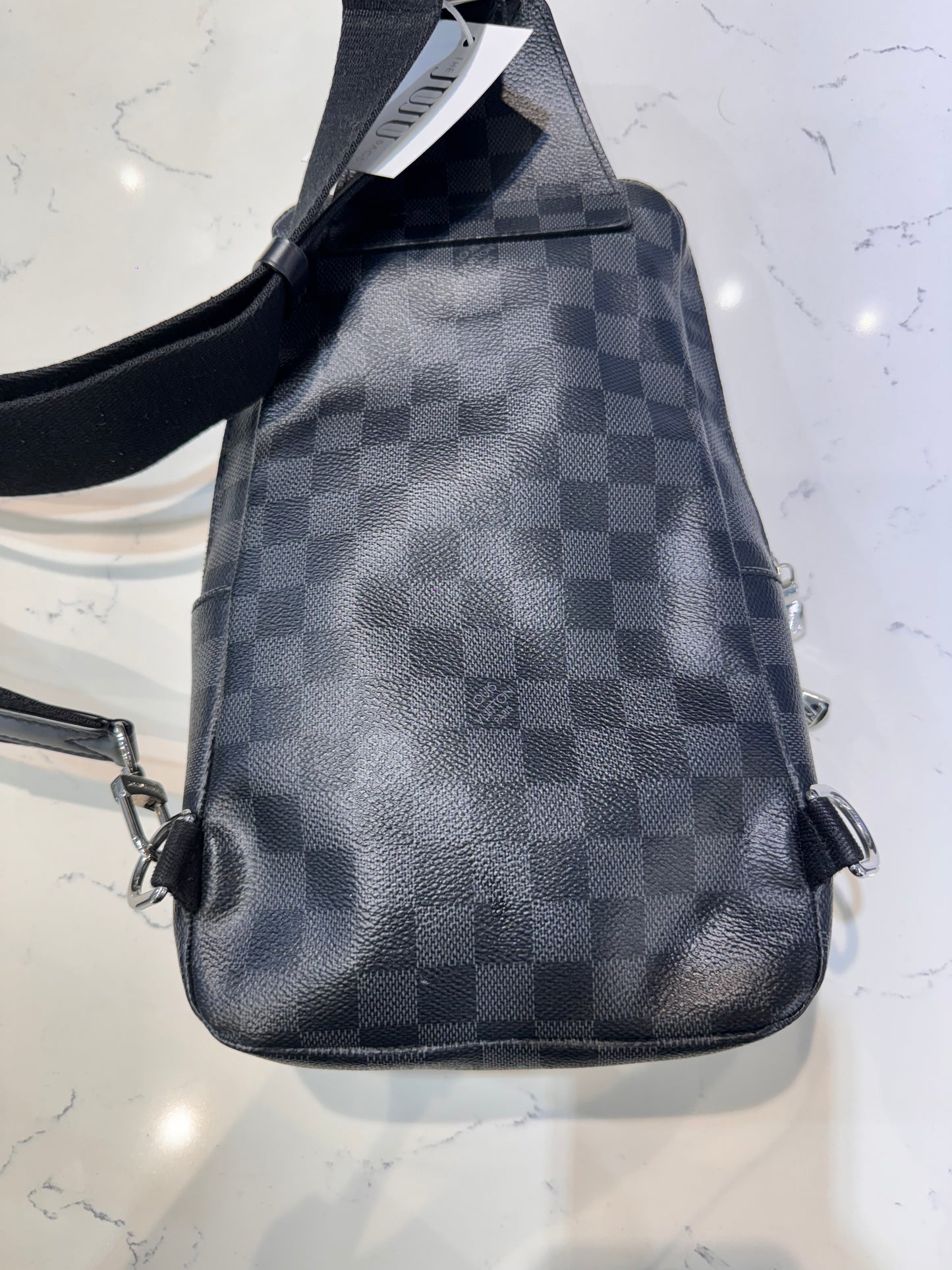 Louis Vuitton Avenue Sling Damier Graphite