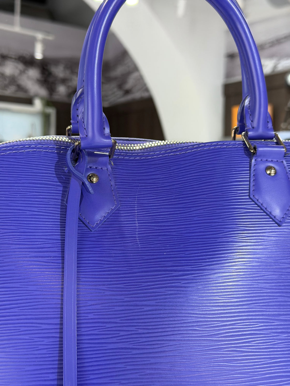 Pre-Owned LV Alma GM Epi Leather