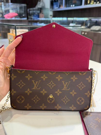 Pre-Owned LV Pochette Monogram Félicie