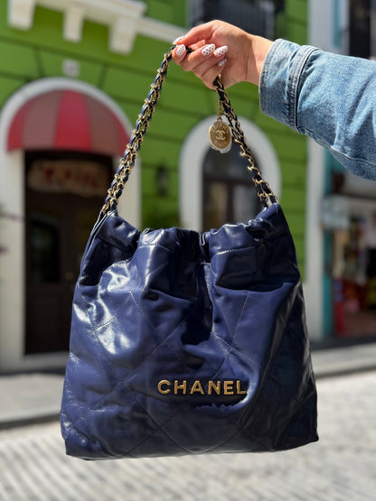Unworn CC Shiny Calfskin Quilted Small Chanel 22 Navy Blue