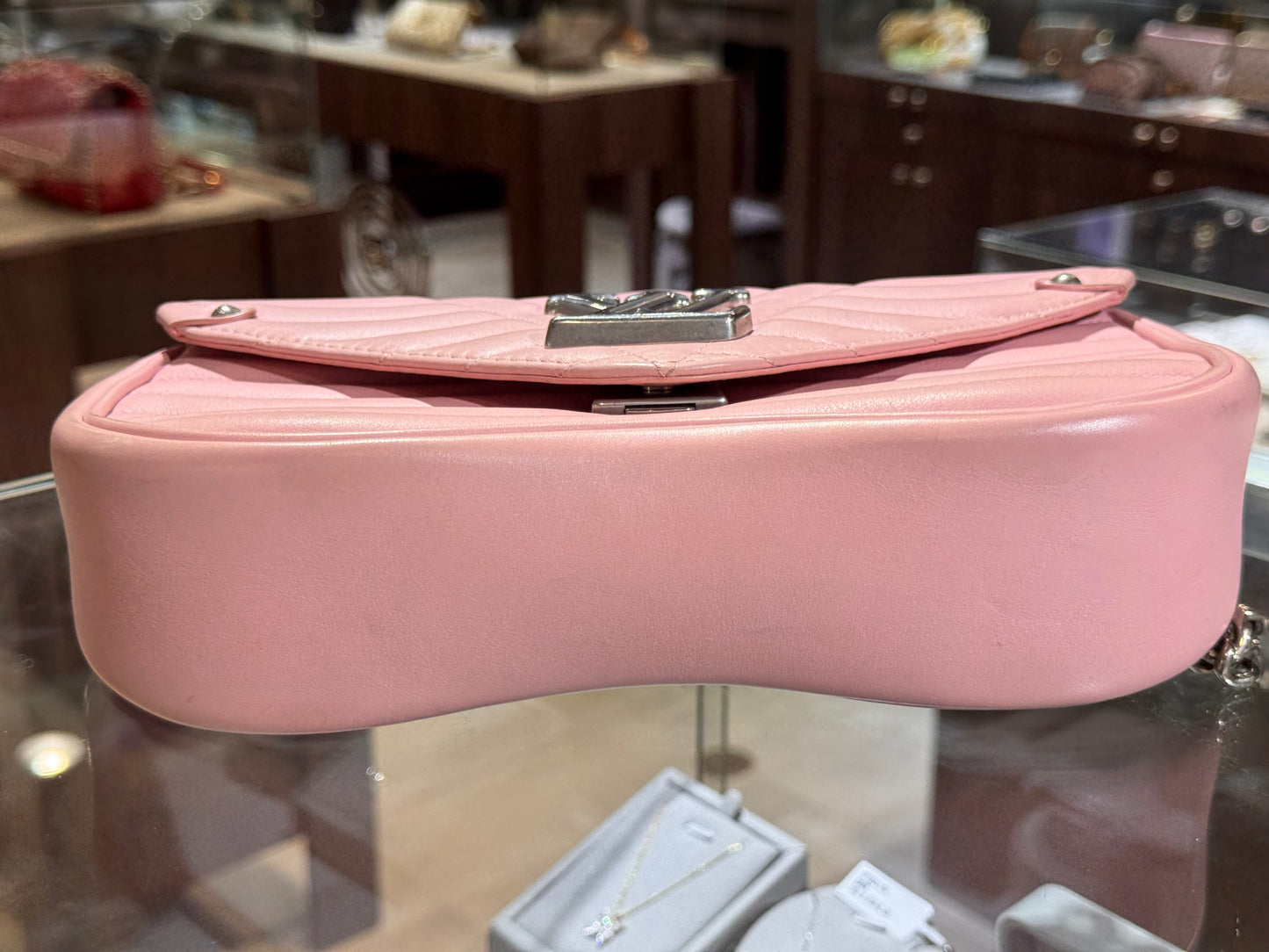 Louis Vuitton Leather New Wave MM