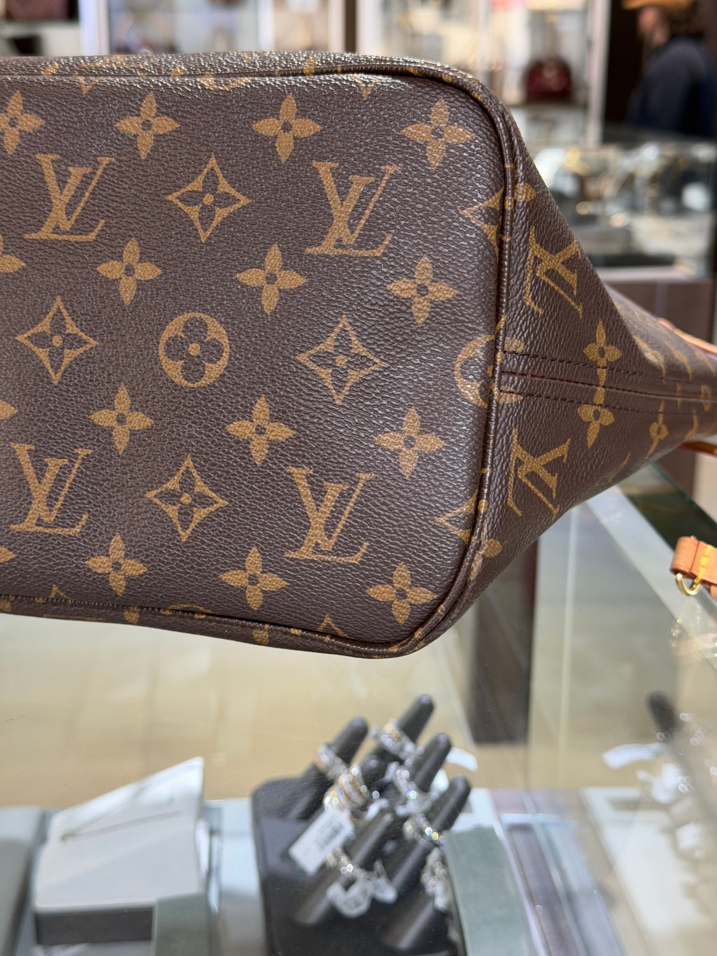 Pre-Owned LV Monogram Neverfull MM Pivoine Pink