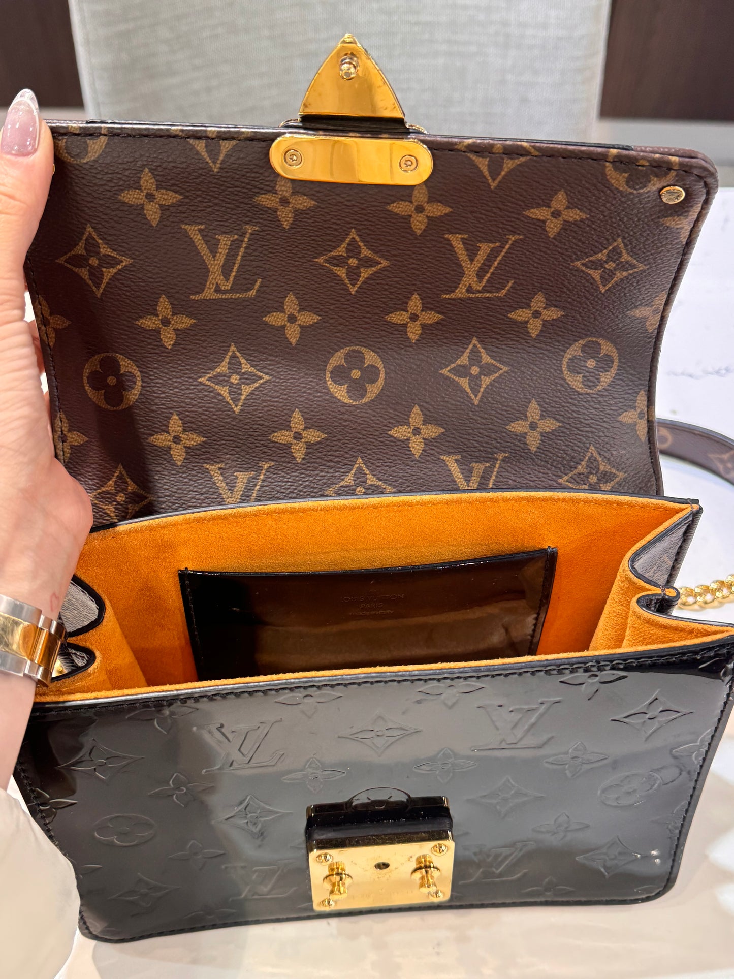 Louis Vuitton Vernis Epi Monogram Wynwood Black