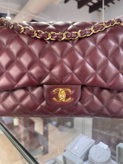 Chanel Jumbo Classic Double Flap