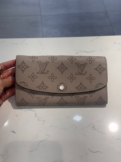 Louis Vuitton Monogram Mahina Iris Wallet