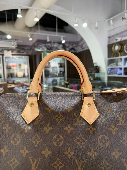 Louis Vuitton Monogram Speedy 30
