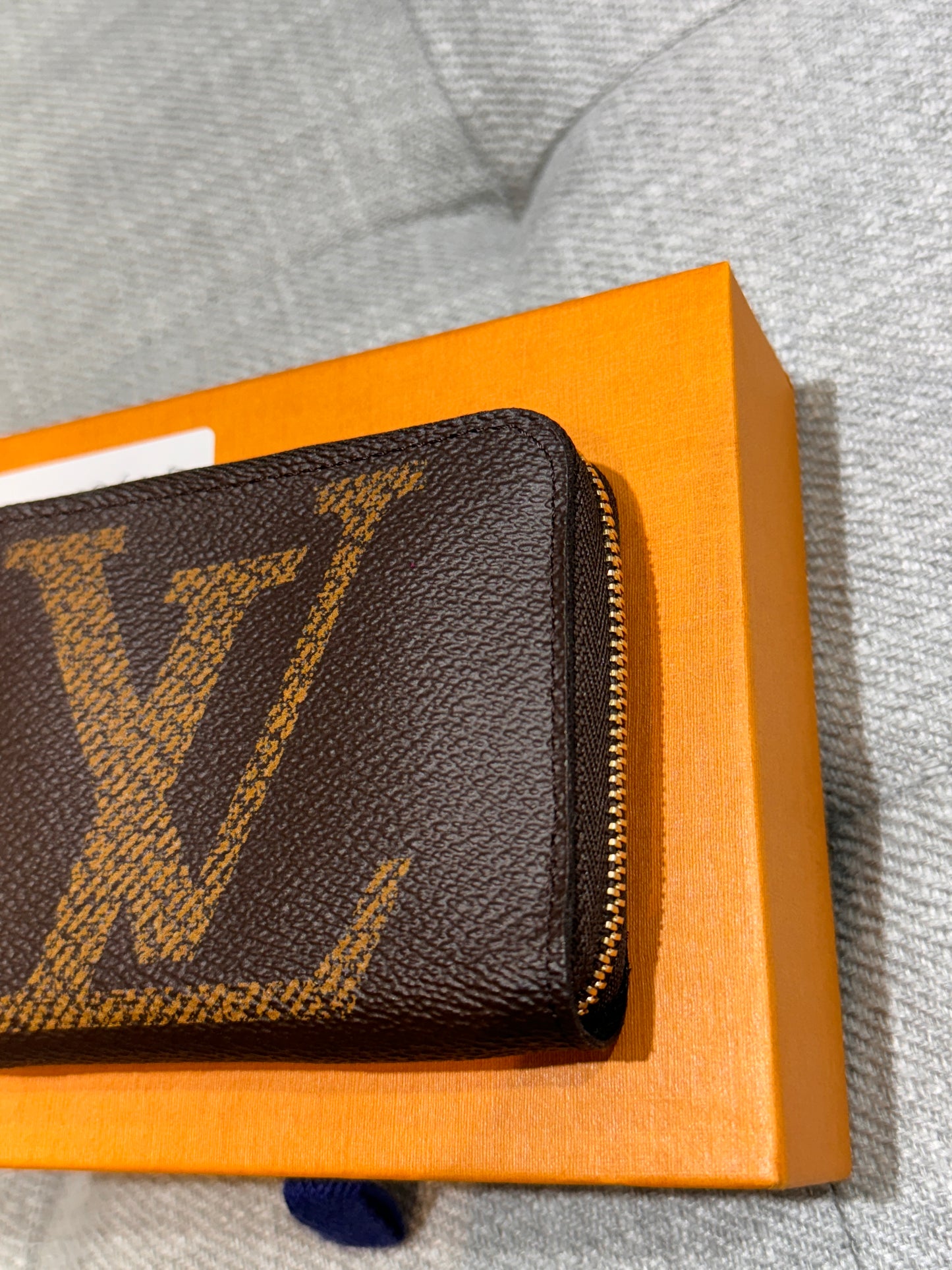 Louis Vuitton Giant Reverse Monogram Zippy Small Wallet