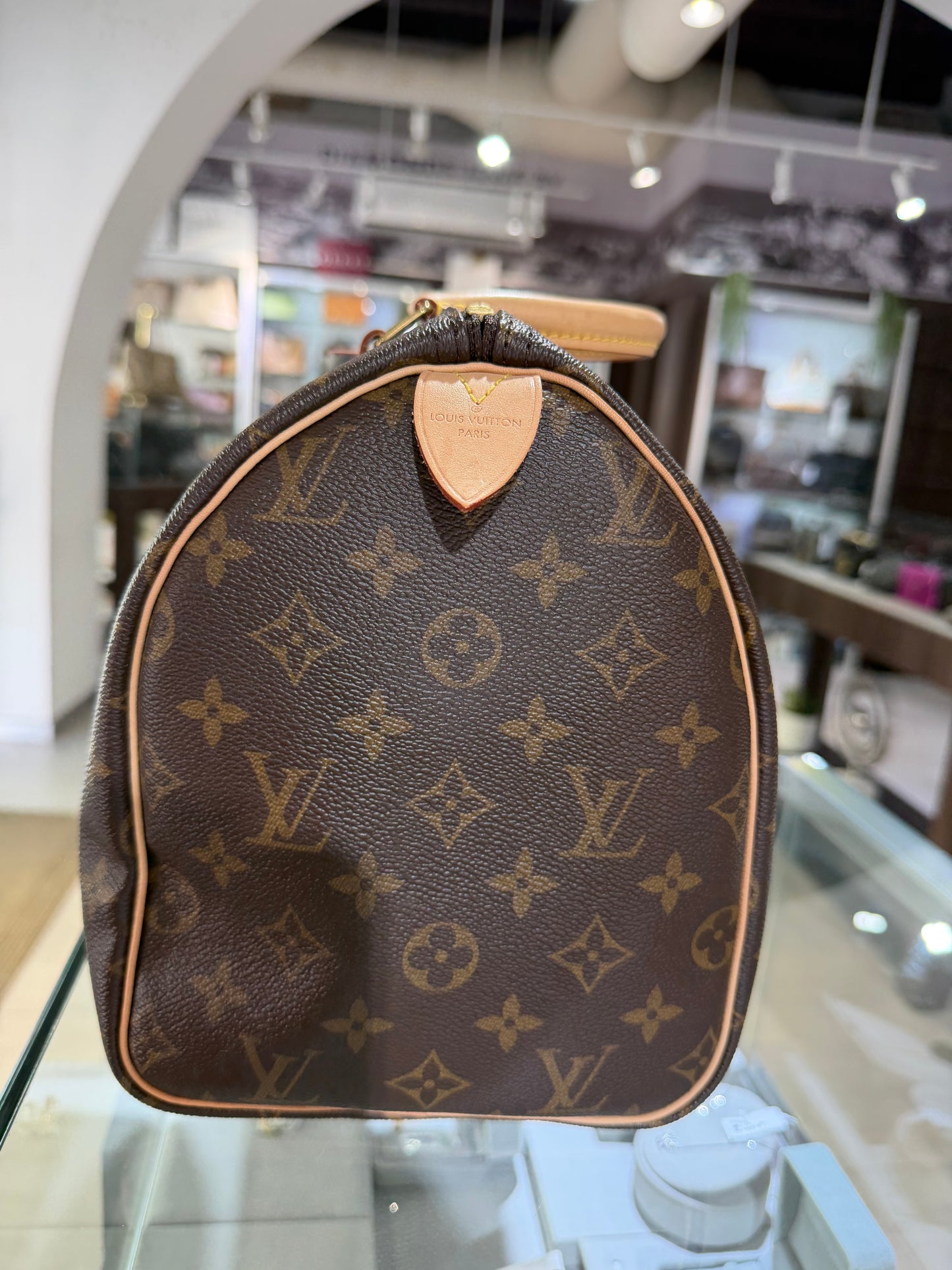 Louis Vuitton Monogram Speedy 30