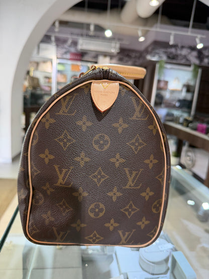 Louis Vuitton Monogram Speedy 30